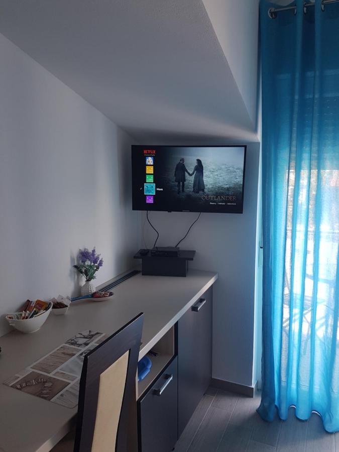 Gabi Rooms & Studio Apartment ロゾヴァック エクステリア 写真