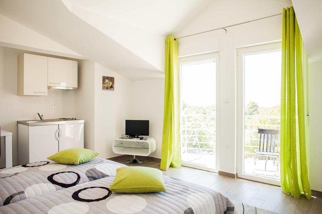 Gabi Rooms & Studio Apartment ロゾヴァック 部屋 写真